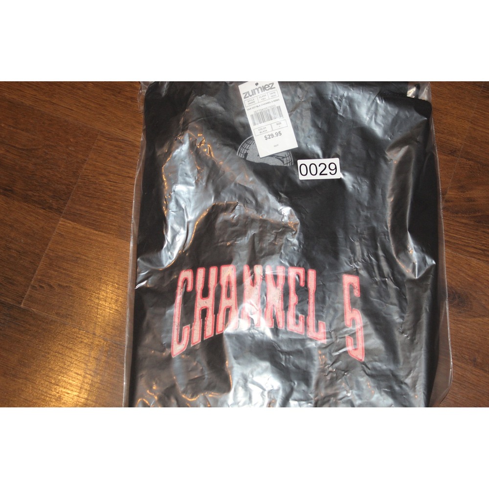 Zumiez Channel 5 Graphic Print Crew Neck‎ T-Shirt Mens Large Deadstock - Picture 9 of 9